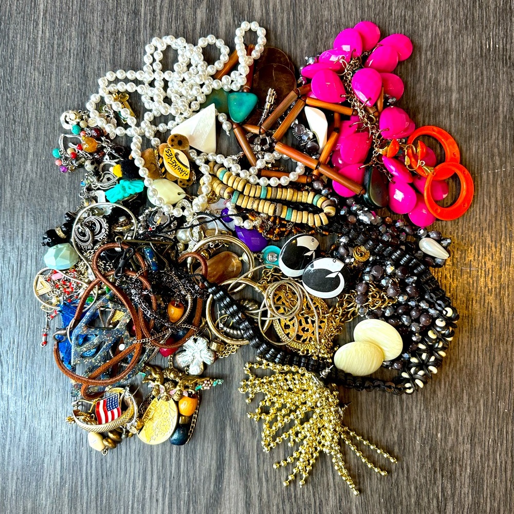 Mystery jewelry jar. Some wearable Some craft/junk. At least 50 pieces.Over 1 lb
